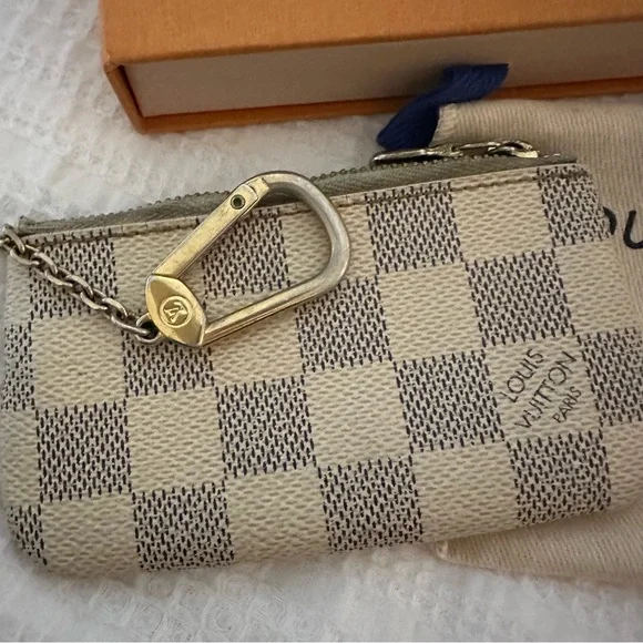 Louis Vuitton Damier Azur Pouchette - Picture 6 of 11